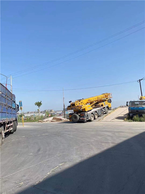 通山县25吨吊车的租赁价格大概是多少？